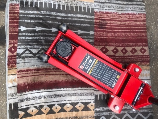 トリン　2.5T ガレージジャッキ　未使用　