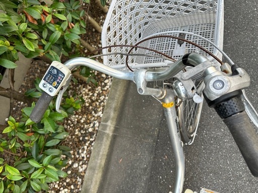 東京23区配達無料　新基準　Panasonic パナソニック　ビビNX　8.9Ah電動自転車☆中古☆パナ 5542