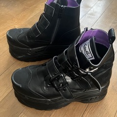 美品✳︎厚底ブーツ【サイズ24.5cm】の画像