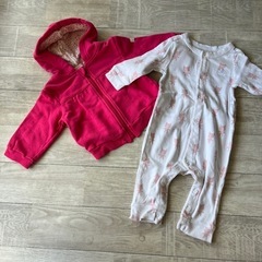 ベビー　gap ロンパース　70 赤ちゃん　赤の画像
