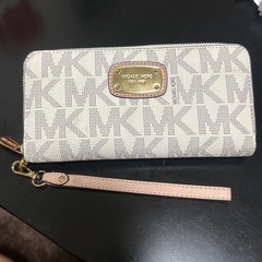 値段交渉可‼️マイケルコースの財布 (あちゃ) 陣原のその他の中古あげます・譲ります｜ジモティーで不用品の処分