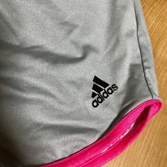 adidas スポーツ　パンツ　L sizeの画像