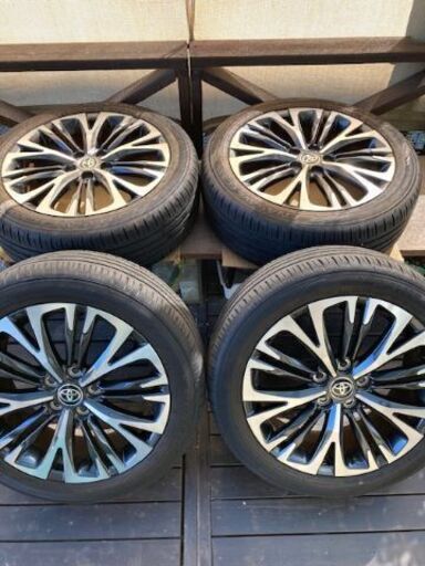 【再／値下げしました！】トヨタ ヤリスクロス純正タイヤホイールセット 18インチ　4本