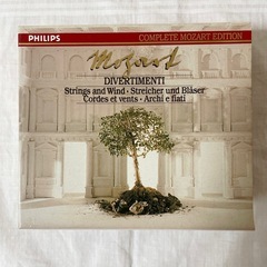 Mozart: Divertimenti 5CDセットの画像