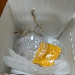 吊り下げ用　ガラス花瓶　電球形