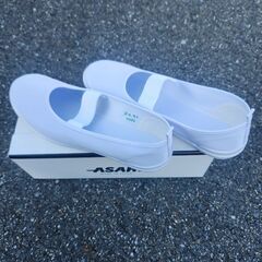 上履き　新品　サイズ　24.5の画像