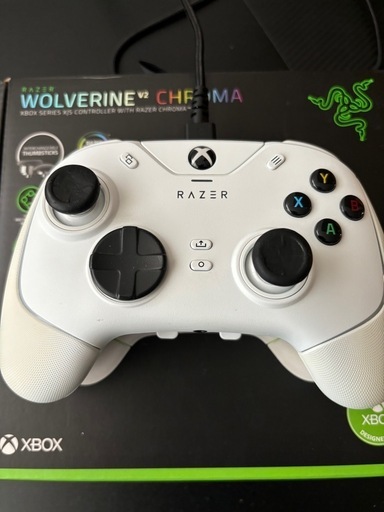 【終了】【断捨離中】使用感あり　ゲーム用　コントローラー　RAZER