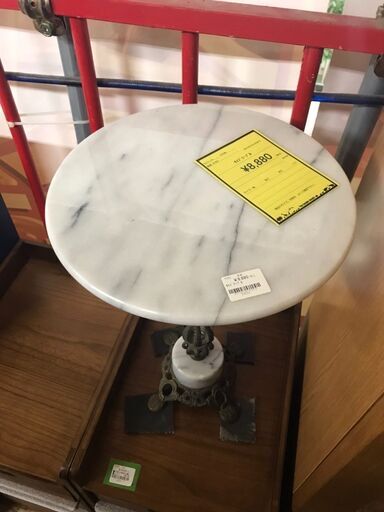 サイドテーブル　アンティーク調　おしゃれ　クリーニング済み　ジャングルジャングル貝塚店　貝塚市　二色浜