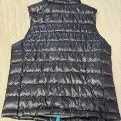 【最終価格】ユニクロ ダウンベスト 130cmの画像