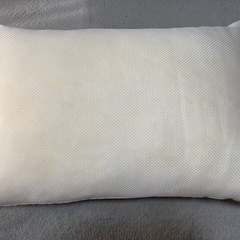 【非対面可】ニトリ　低反発チップ枕　美品