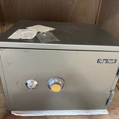 金庫
の画像
