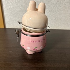 うさぎの容器
の画像