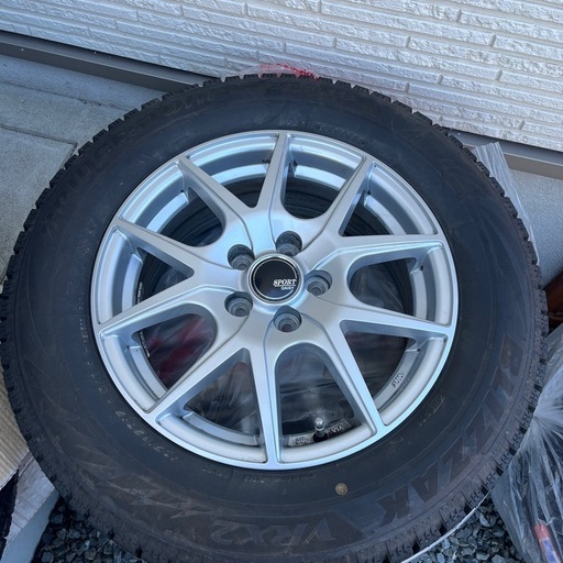 スタッドレスタイヤ4本セット