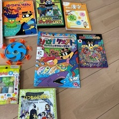 本　現地支払い可　おもちゃ　美品　かいけつゾロリ　クレヨンしんちゃん　おもちゃの画像