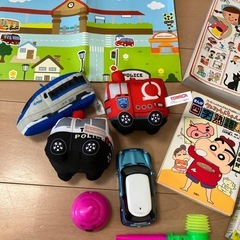 本　現地支払い可　おもちゃ　美品　かいけつゾロリ　クレヨンしんちゃん　おもちゃの画像