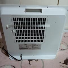 山善セラミックファンヒーターの画像