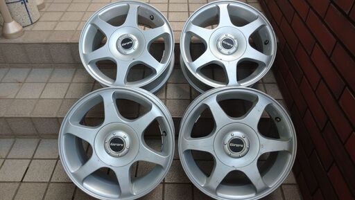 アルミ　１４ x ６ＪＪ　４穴　＋３８　PCD 100 と114.3 対応