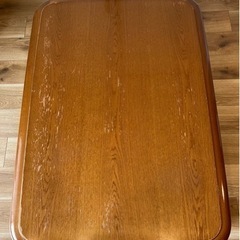 家具 テーブル の画像
