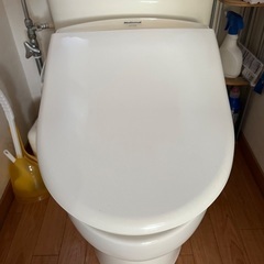●温水洗浄便座　ちょっと難あり●