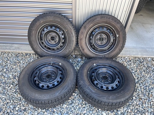 175/70R14 VRX2  シエンタ　ポルテ 中古品