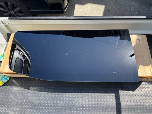 nv350 両スライドドアガラス