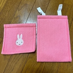【美品】トイレットペーパーホルダーカバー（ピンク）　ミッフィー