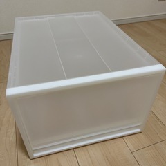 無印良品　クローゼットケース