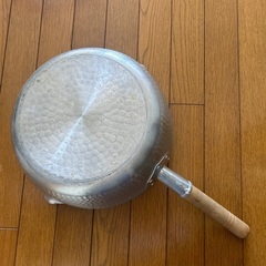 アルミ行平鍋（直径30センチ）の画像