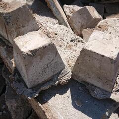 コンクリート束石