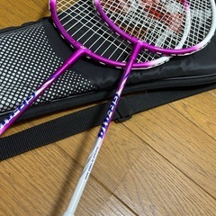 ヨネックス　バトミントンラケット2本の画像