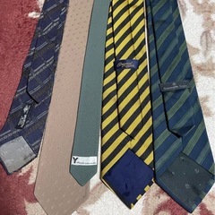 シルク 綿100% ネクタイ 多色 花柄　 バラ売り可能価格交渉してくださいねの画像