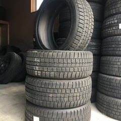 ダンロップ　スタッドレスタイヤ　225/45r17の画像