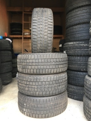 ダンロップ　スタッドレスタイヤ　225/45r17