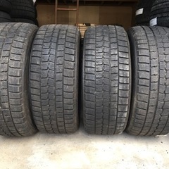 ダンロップ　スタッドレスタイヤ　225/45r17の画像
