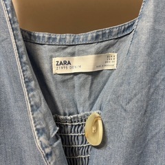 ZARA デニムワンピースの画像