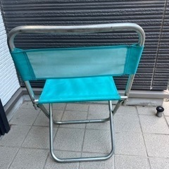 折り畳みパイプ椅子の画像