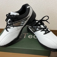 【新品】ゴルフシューズ　25.5cmの画像