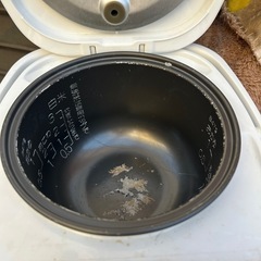 象印3合炊きジャー（後の水受けが無いですがふきんなど挟めば炊けます）の画像