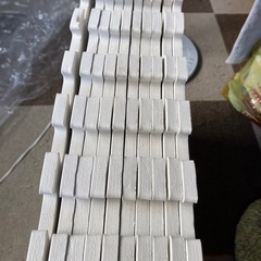 新品未使用 大判ジョイントマット 10枚 木目調 白色の画像