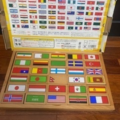 知育玩具　世界の国旗　木製