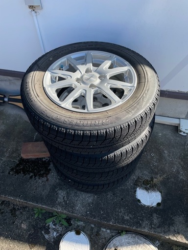 タイヤ　ホイール　アルミホイール　ヴィッツ　ヤリスなど　ヤリス　アクア