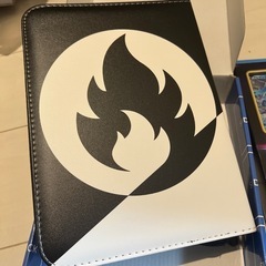 (ポケモン)トレカカード収納ケースの画像