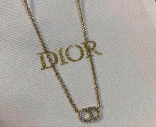 DIOR ゴールドネックレス