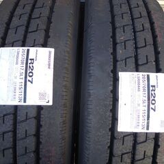 未使用中古品 205/70R17.5 BS DURAVIS R207　2本SETの画像