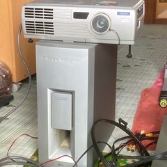 プロジェクター　サウンドシステムの画像