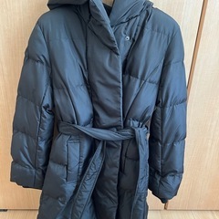 【新品未使用】ロングダウンコートの画像