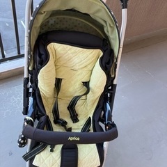 アップリカ　AB型　ベビーカーの画像