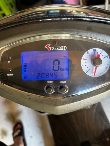 最終値下げv125g 美品キタコメーター