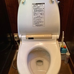 期間限定　温水便座　TOTO アプリコット　TCF4031の画像