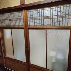 ガラス障子。2回投稿してしまいました。一つしかないです。